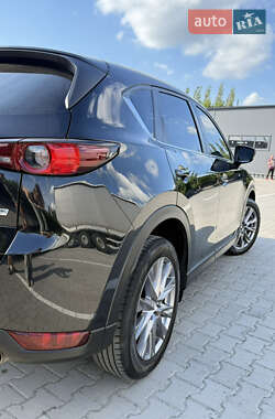 Внедорожник / Кроссовер Mazda CX-5 2018 в 