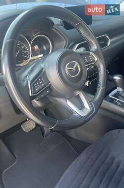 Позашляховик / Кросовер Mazda CX-5 2019 в 