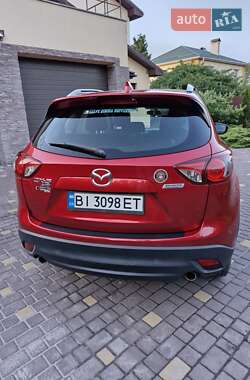 Позашляховик / Кросовер Mazda CX-5 2014 в 