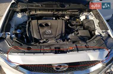 Внедорожник / Кроссовер Mazda CX-5 2017 в 