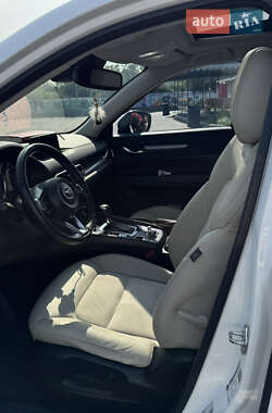 Внедорожник / Кроссовер Mazda CX-5 2017 в 