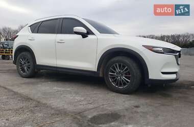 Внедорожник / Кроссовер Mazda CX-5 2017 в 