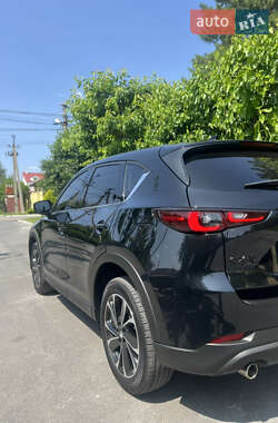 Позашляховик / Кросовер Mazda CX-5 2023 в 