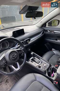 Внедорожник / Кроссовер Mazda CX-5 2017 в 