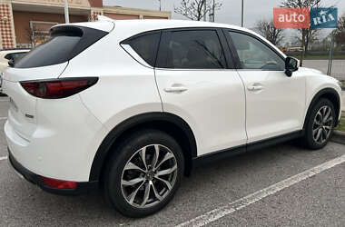 Внедорожник / Кроссовер Mazda CX-5 2017 в 