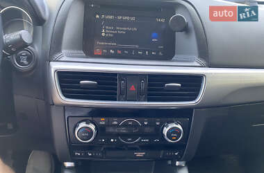 Внедорожник / Кроссовер Mazda CX-5 2015 в 