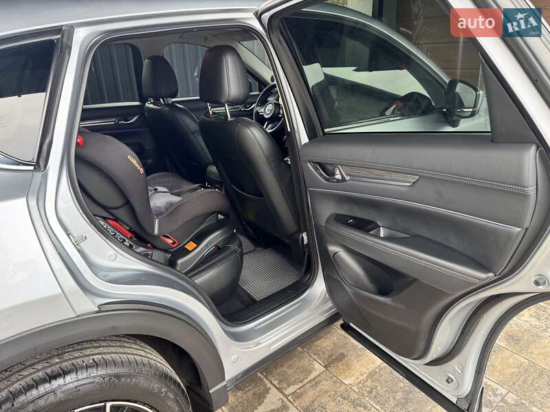 Внедорожник / Кроссовер Mazda CX-5 2018 в Цумани фото 37 Внедорожник / Кроссовер Mazda CX-5 2018 в Цумани