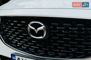 Внедорожник / Кроссовер Mazda CX-5 2023 в 