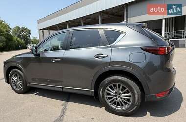 Внедорожник / Кроссовер Mazda CX-5 2018 в 