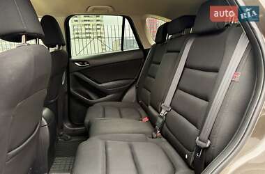 Позашляховик / Кросовер Mazda CX-5 2016 в 