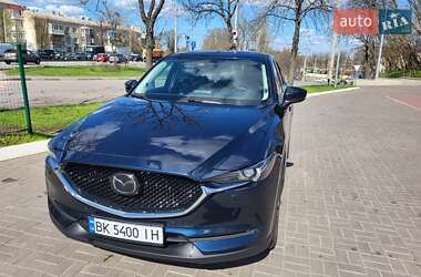 Внедорожник / Кроссовер Mazda CX-5 2017 в 