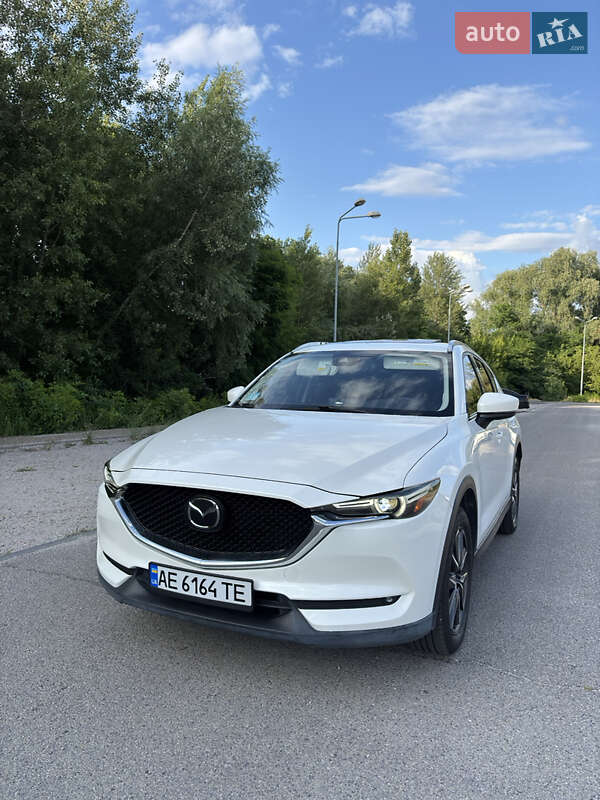 Внедорожник / Кроссовер Mazda CX-5 2018 в 