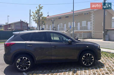 Внедорожник / Кроссовер Mazda CX-5 2015 в 