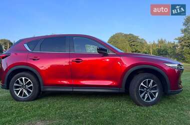 Позашляховик / Кросовер Mazda CX-5 2020 в 