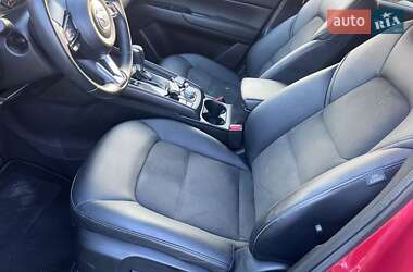 Позашляховик / Кросовер Mazda CX-5 2020 в 