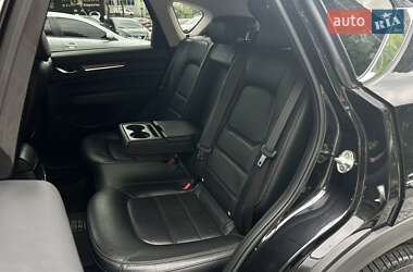 Позашляховик / Кросовер Mazda CX-5 2017 в 