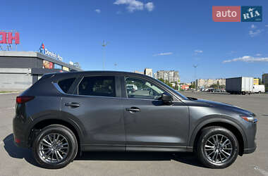 Позашляховик / Кросовер Mazda CX-5 2020 в 