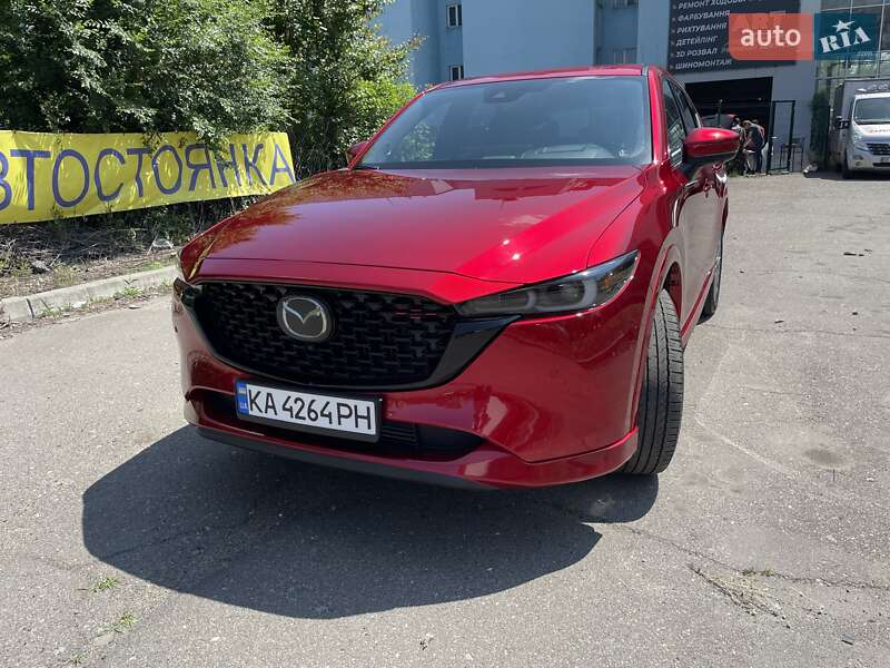Внедорожник / Кроссовер Mazda CX-5 2023 в 