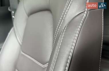 Внедорожник / Кроссовер Mazda CX-5 2023 в 