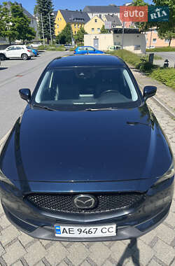 Внедорожник / Кроссовер Mazda CX-5 2018 в 