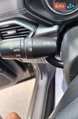 Внедорожник / Кроссовер Mazda CX-5 2019 в 