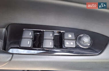 Внедорожник / Кроссовер Mazda CX-5 2023 в 