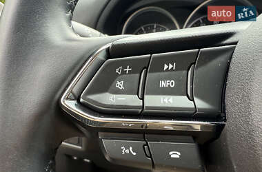 Позашляховик / Кросовер Mazda CX-5 2022 в 