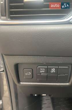 Позашляховик / Кросовер Mazda CX-5 2020 в 