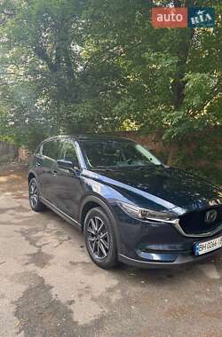 Внедорожник / Кроссовер Mazda CX-5 2018 в 