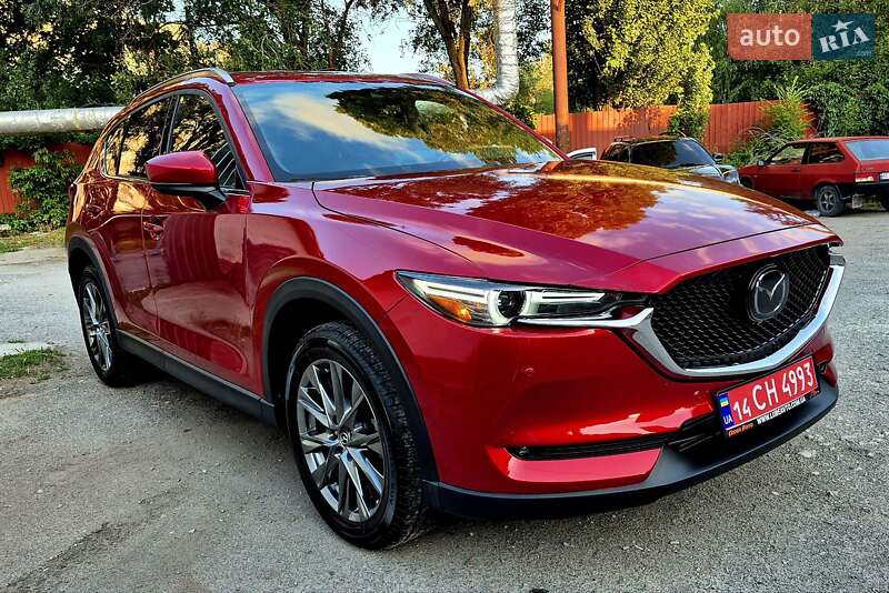 Позашляховик / Кросовер Mazda CX-5 2020 в 