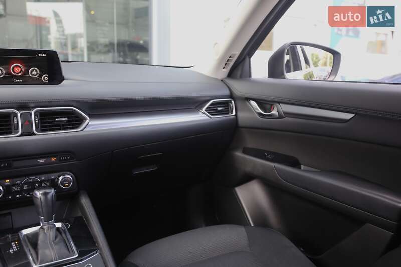 Внедорожник / Кроссовер Mazda CX-5 2018 в Киеве фото 17 Внедорожник / Кроссовер Mazda CX-5 2018 в Киеве