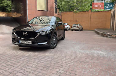 Внедорожник / Кроссовер Mazda CX-5 2017 в Киеве