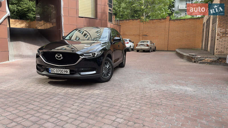 Внедорожник / Кроссовер Mazda CX-5 2017 в 