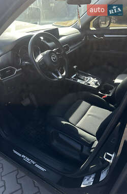 Внедорожник / Кроссовер Mazda CX-5 2017 в 