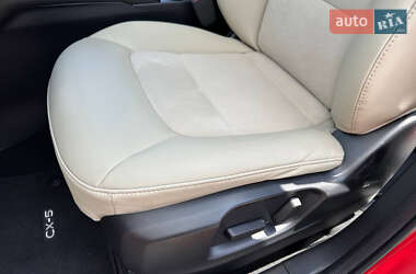 Внедорожник / Кроссовер Mazda CX-5 2023 в 