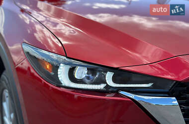 Внедорожник / Кроссовер Mazda CX-5 2023 в 