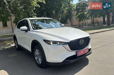 Внедорожник / Кроссовер Mazda CX-5 2023 в 