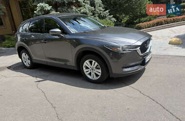 Внедорожник / Кроссовер Mazda CX-5 2017 в 