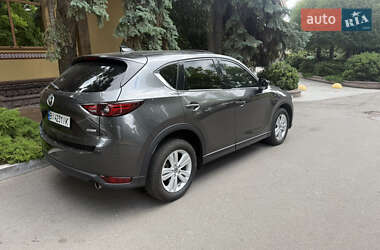 Внедорожник / Кроссовер Mazda CX-5 2017 в 