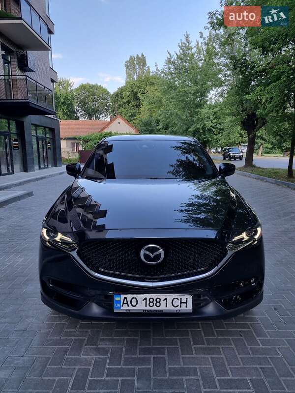 Внедорожник / Кроссовер Mazda CX-5 2018 в Ужгороде