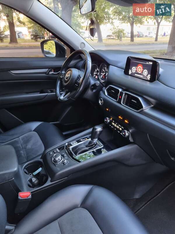Внедорожник / Кроссовер Mazda CX-5 2018 в Ужгороде