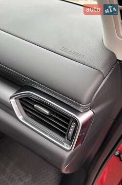 Внедорожник / Кроссовер Mazda CX-5 2024 в 