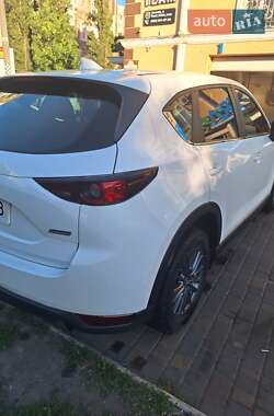 Внедорожник / Кроссовер Mazda CX-5 2017 в 