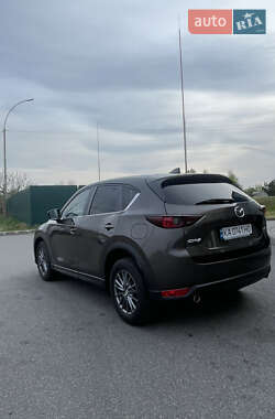 Внедорожник / Кроссовер Mazda CX-5 2018 в 