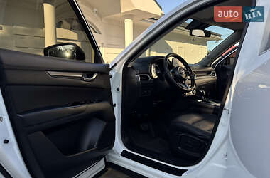 Позашляховик / Кросовер Mazda CX-5 2017 в 