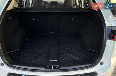 Позашляховик / Кросовер Mazda CX-5 2017 в 