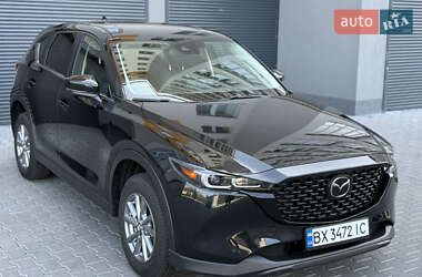 Внедорожник / Кроссовер Mazda CX-5 2023 в 