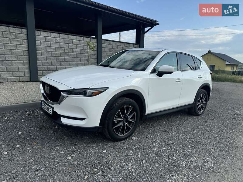 Позашляховик / Кросовер Mazda CX-5 2017 в 
