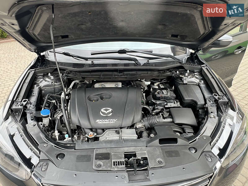 Внедорожник / Кроссовер Mazda CX-5 2016 в Самборе