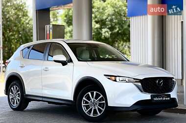 Внедорожник / Кроссовер Mazda CX-5 2023 в 